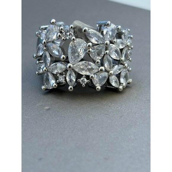 Jewelry - Elegant Silver-Tone Zirconia Cluster Statement Ring 6